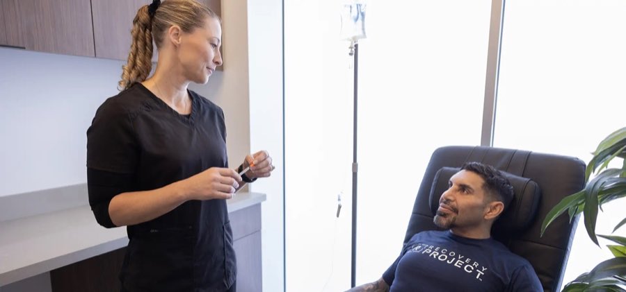 Recovery Project provider preparing a treatment for a client
